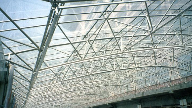 公主岭网架公司的黑色压型钢板的吊装步履有哪些